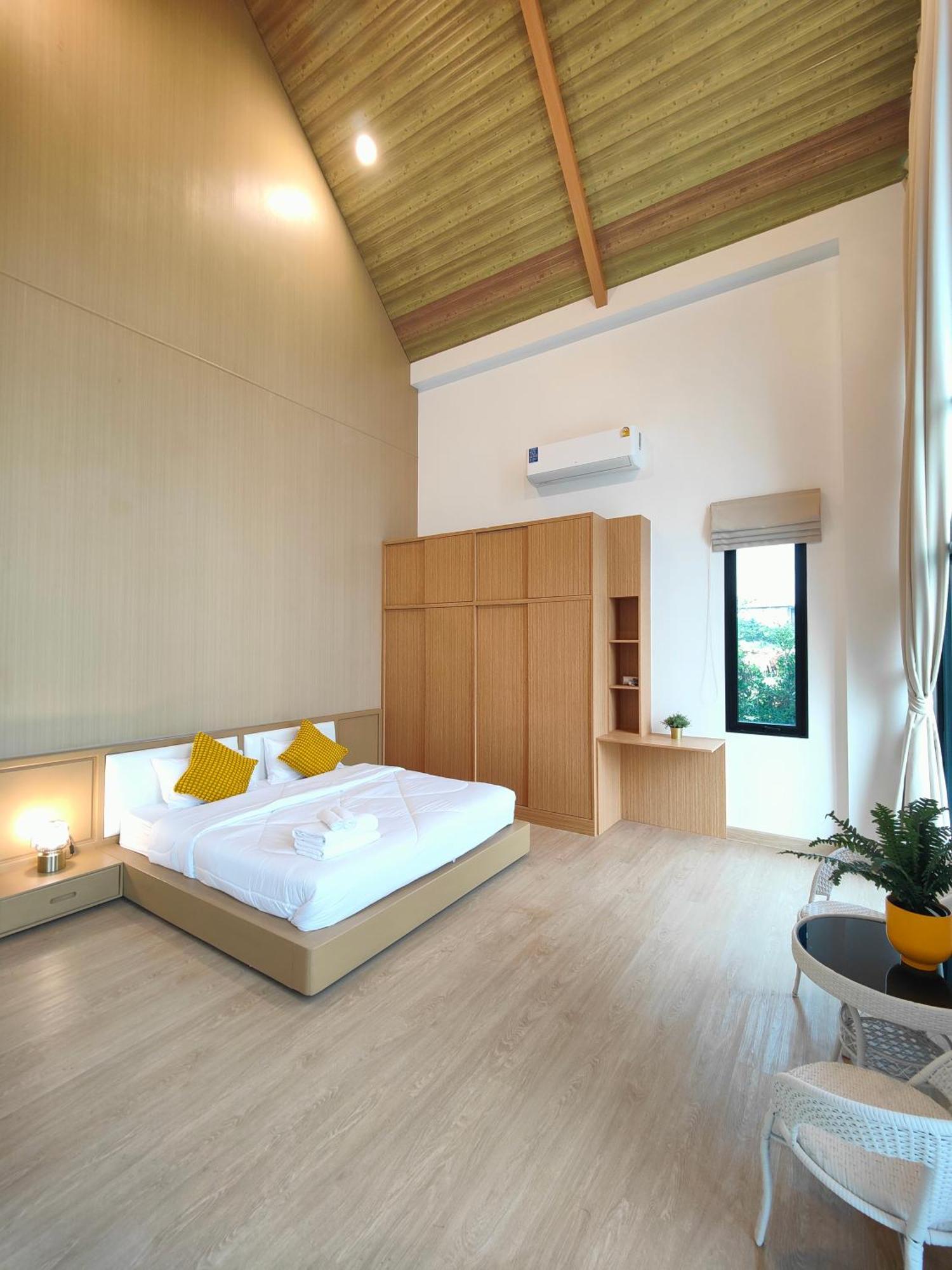 Astrid Poolvilla Khaoyai วิลล่า ปากช่อง